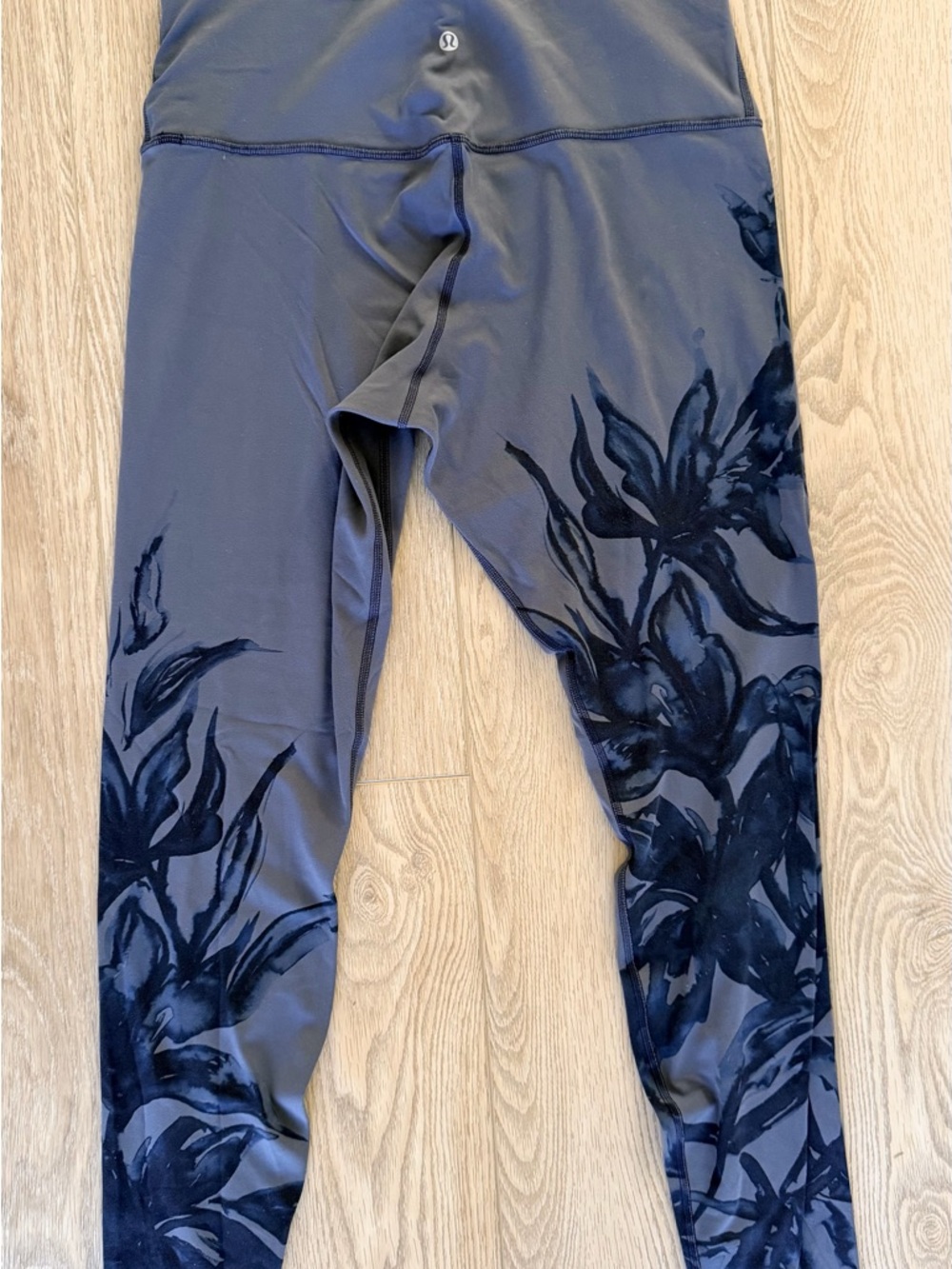 Lululemon Align Leggings 28 inch size 12 - Picture 2 of 4